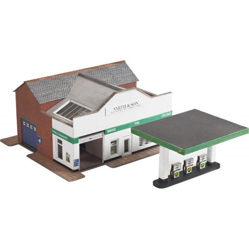 PN181 Metcalfe N Scale Service Station Kit