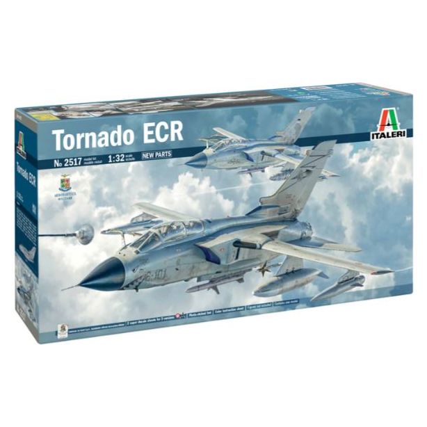 2517 Italeri 1/32 Panavia Tornado ECR