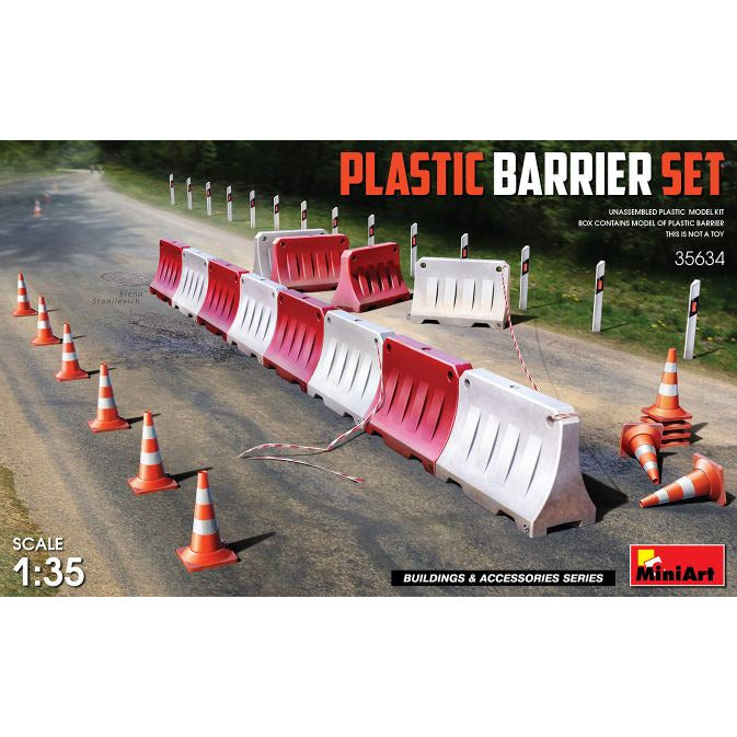 35634 Miniart 1/35 Plastic Barrier Set