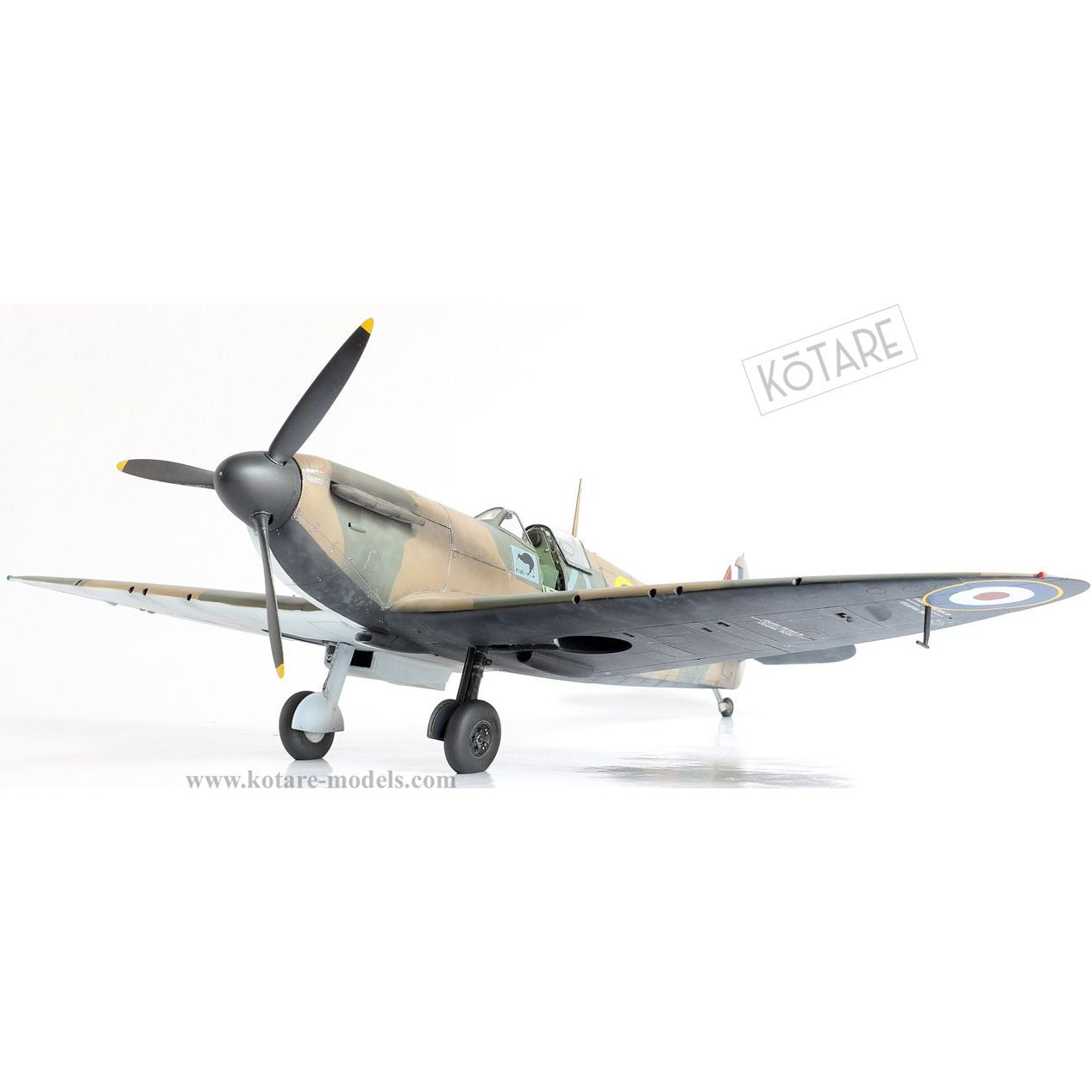 32001 Kotare 1/32 Spitfire Mk.Ia (Mid)