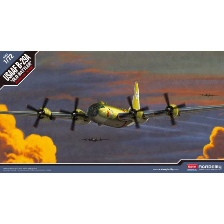 12517 Academy 1/72 Usaaf B-29A "Old Battler"