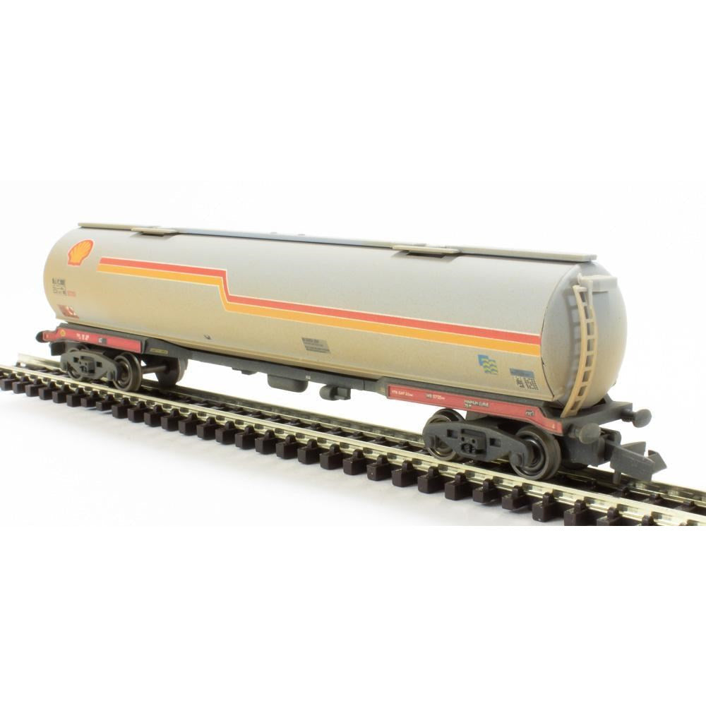 373-555C Graham Farish N Scale 100 Ton TEA Bogie Tank Wagon 'Shell' - Weathered