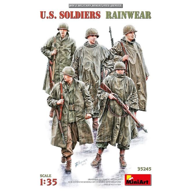 35245 Miniart 1/35 U.S. Soldiers Rainwear