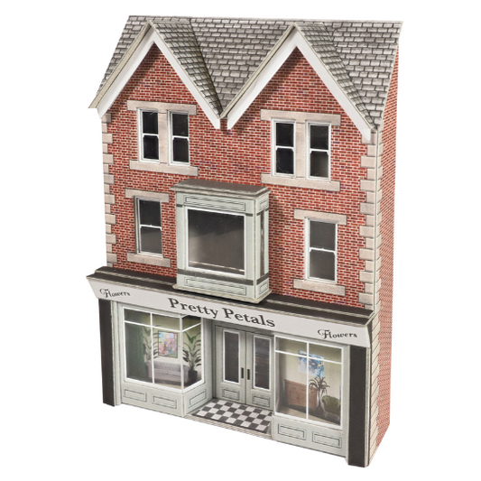 PO374 Metcalfe OO Scale NO. 7 High Street Low Relief Shop Front