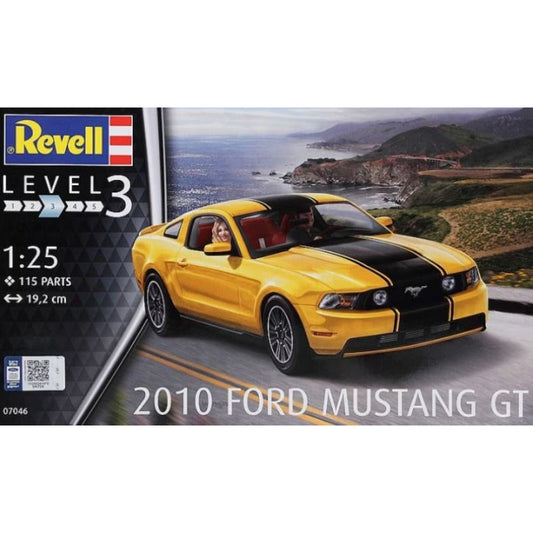 07046 Revell 1/24 2010 Ford Mustang GT