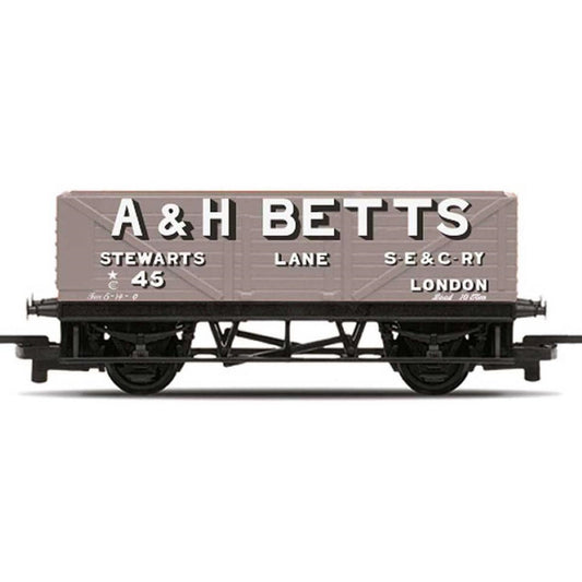 Hornby Hornby PO, A & H Betts, Plank Wagon R60049