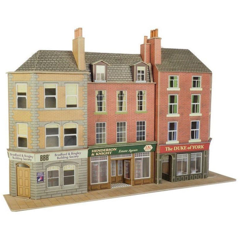 PO205 Metcalfe [OO] Low Relief Pub & Shops Kit